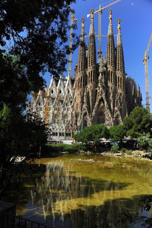 Sagrada Familia In Barcelona By Cezary P Wikimedia